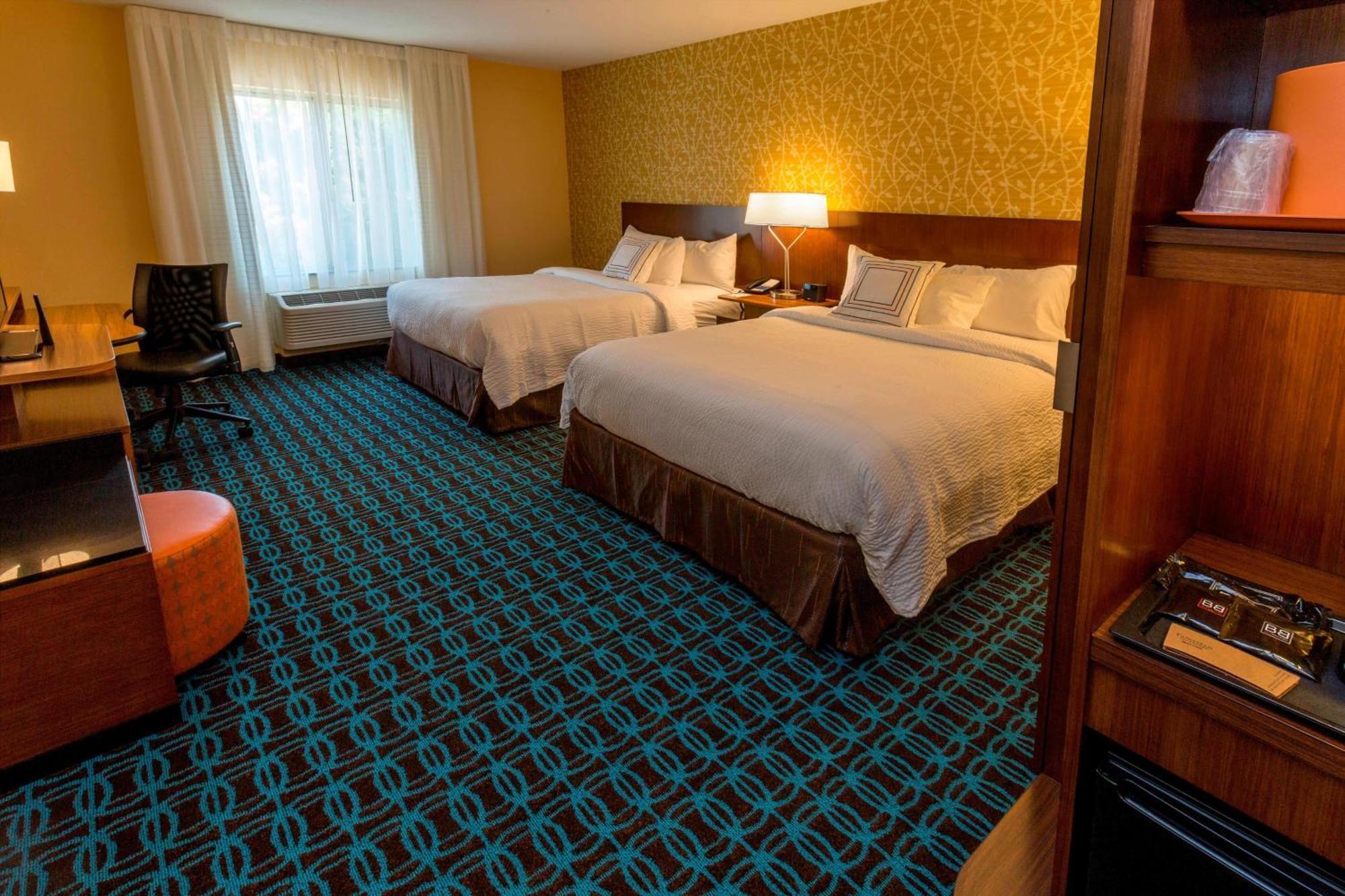 Fairfield Inn & Suites By Marriott Geneva Finger Lakes Exterior photo